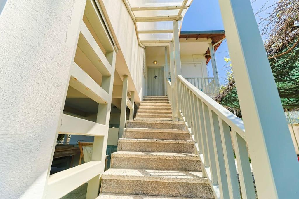 فيلا The Bright House By The Sea أفيتوس المظهر الخارجي الصورة